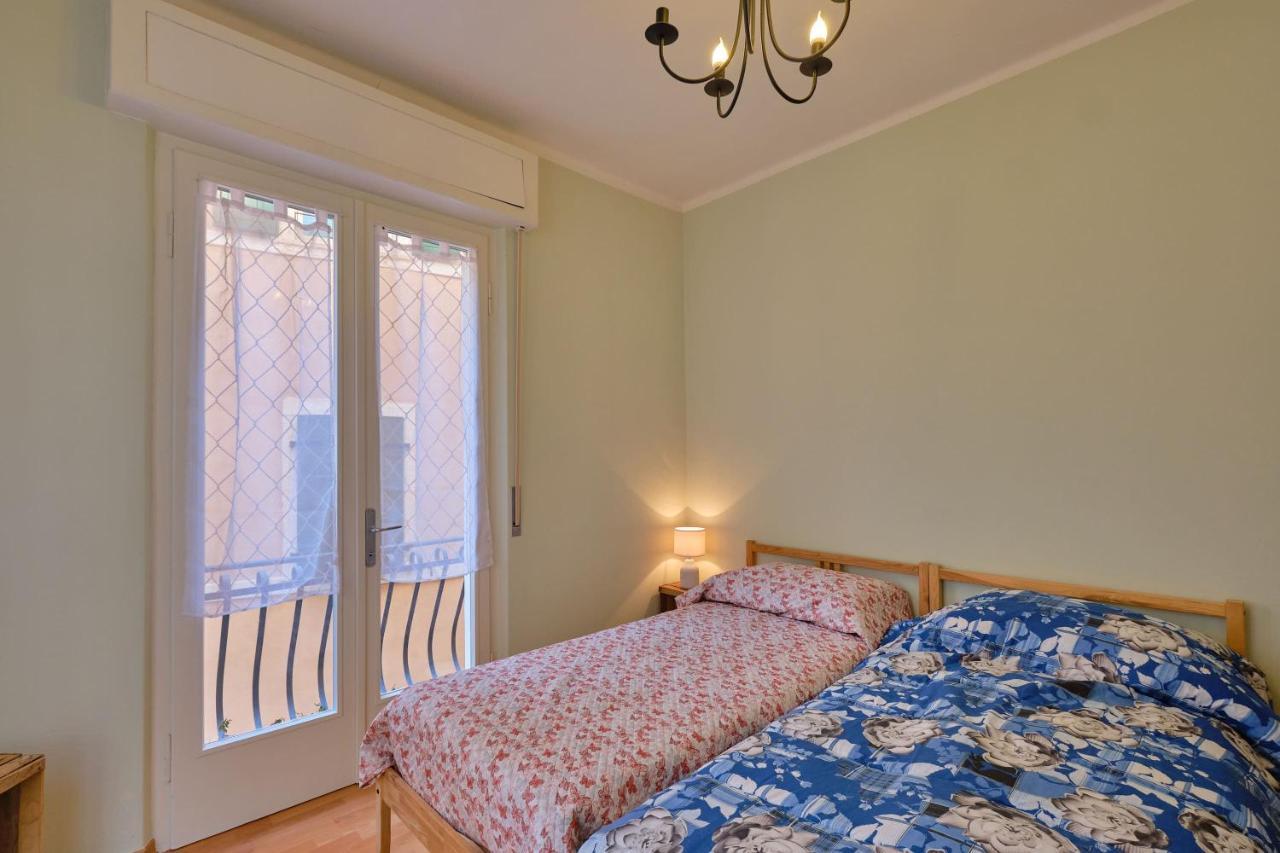 Apartmentsgarda - Residenza Dei Navigatori ตอร์รีเดลเบนาโก ภายนอก รูปภาพ