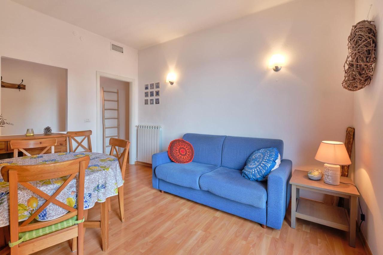 Apartmentsgarda - Residenza Dei Navigatori ตอร์รีเดลเบนาโก ภายนอก รูปภาพ