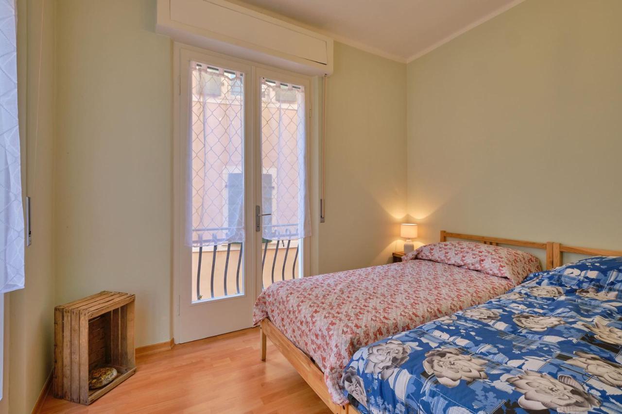 Apartmentsgarda - Residenza Dei Navigatori ตอร์รีเดลเบนาโก ภายนอก รูปภาพ